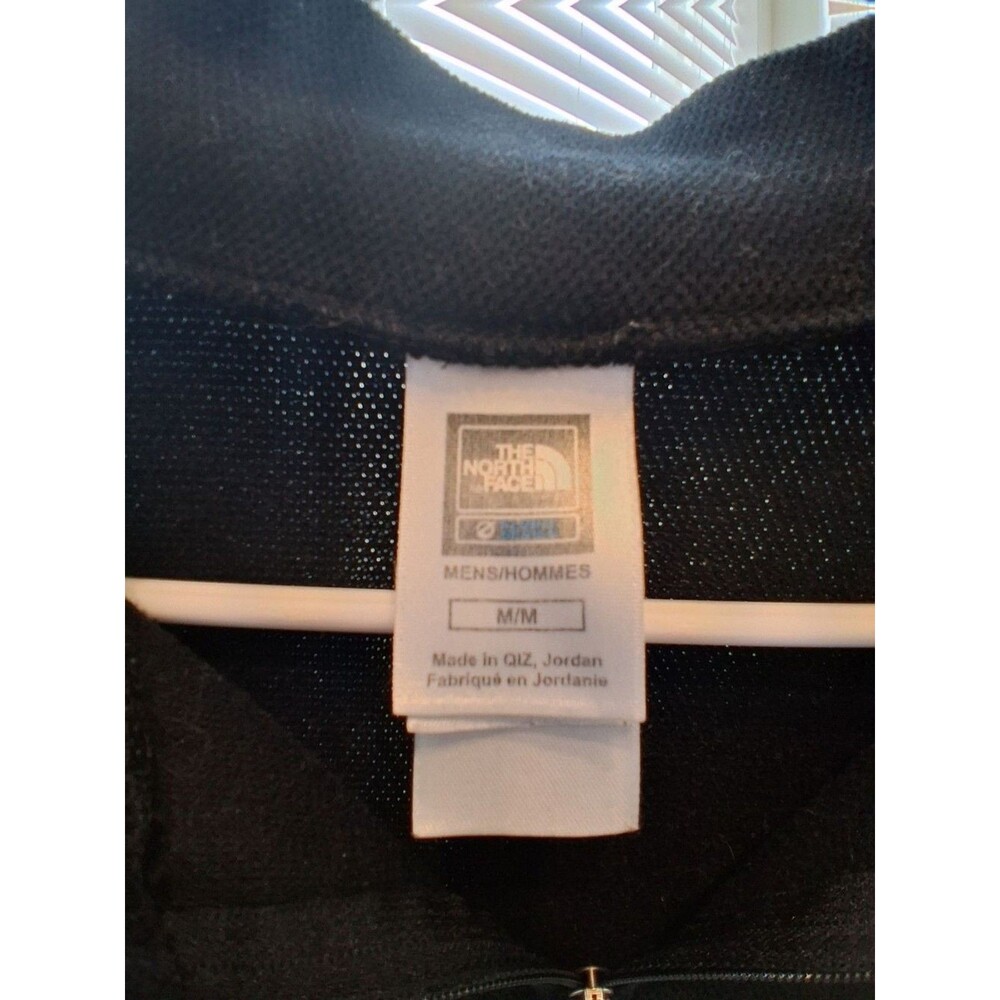 The North Face Men’s Black Quarter-Zip Pullover Sweater - Picture 3 of 4
